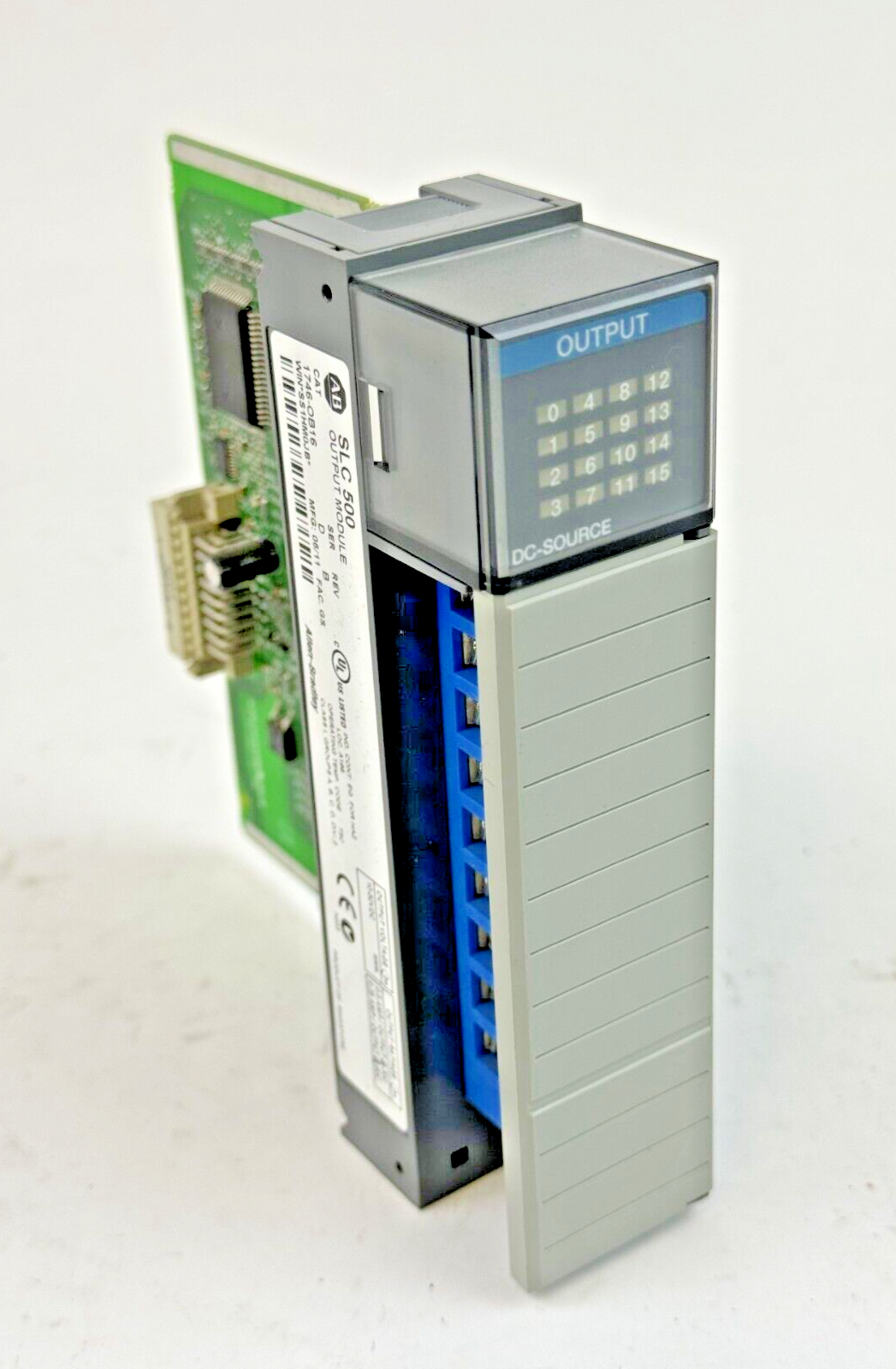 ALLEN-BRADLEY - 1746-OB16 SER. D REV. B - SLC 500 OUTPUT MODULE