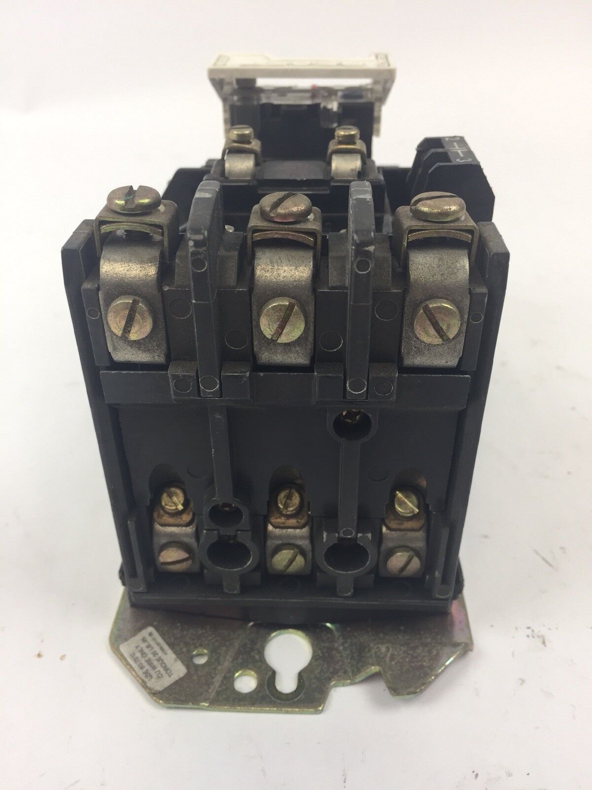 ALLEN BRADLEY 509-A0D-A2E SIZE 0 STARTER 600VAC 18AMP SER B 592-A2EA 1.6-5.0A