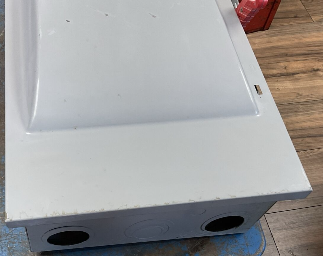 SIEMENS HF364 HEAVY DUTY FUSIBLE SAFETY SWITCH 200A 600VAC 150HP 600VDC 50HP