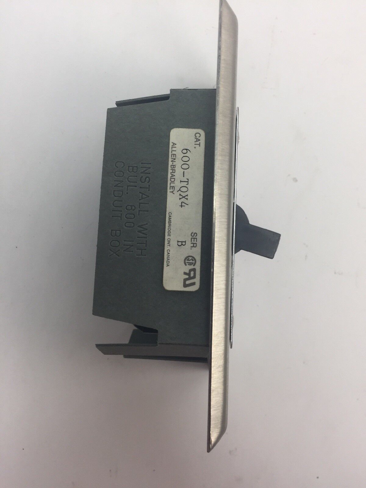 ALLEN BRADLEY 600-TQX4 MANUAL MOTOR STARTER SER B