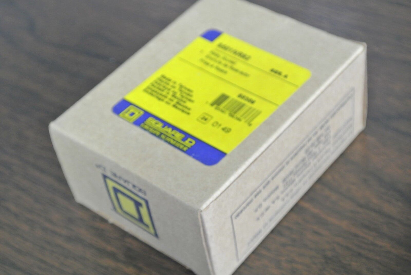 SQUARE D 8501 NR82 RELAY SOCKET / BASE Ser. B - 10A, 300V NEW SURPLUS 8501NR82