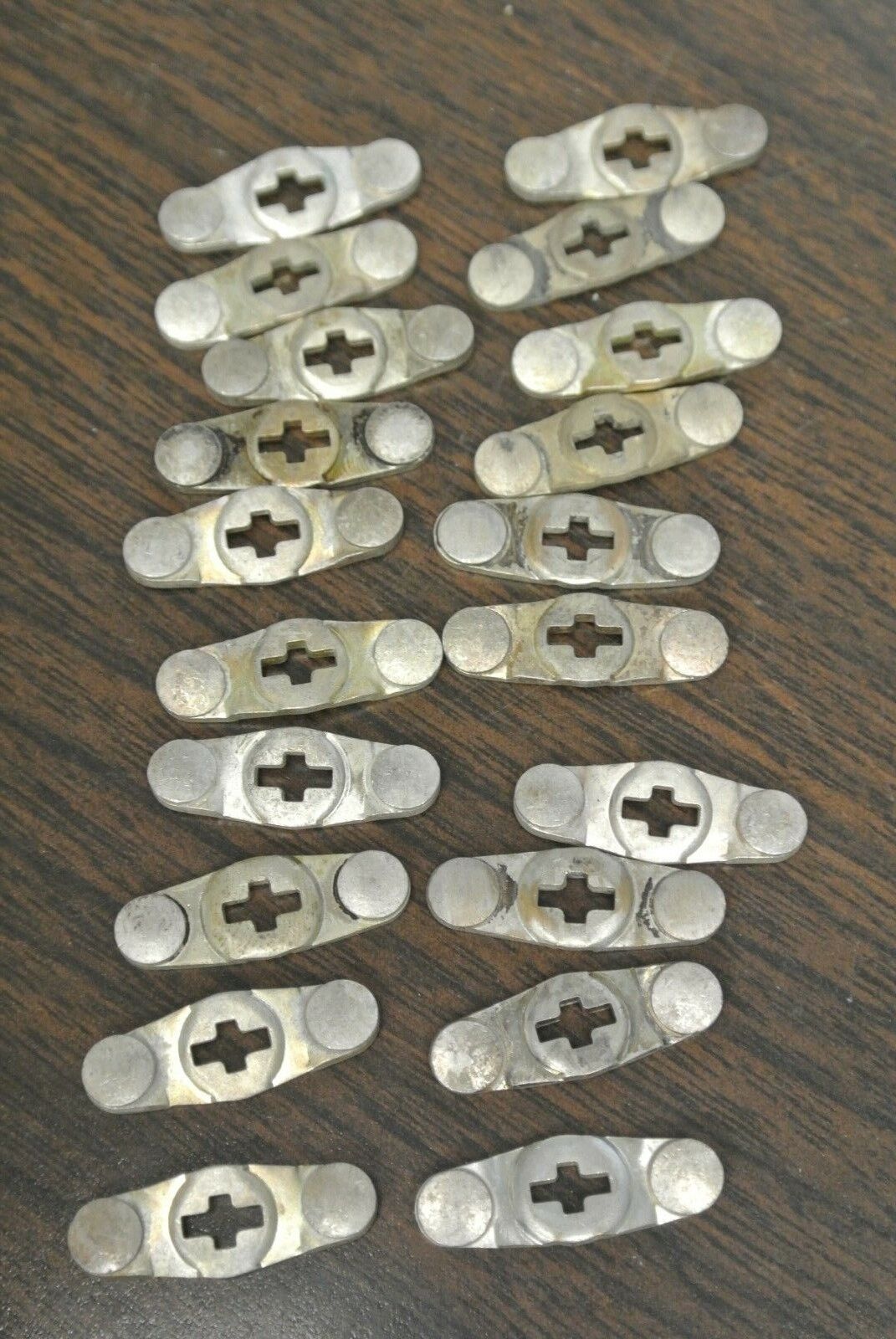 LOT of 28 ALLEN-BRADLEY X-68997 CONTACTS / 20 are NEW SURPLUS / 8 USED