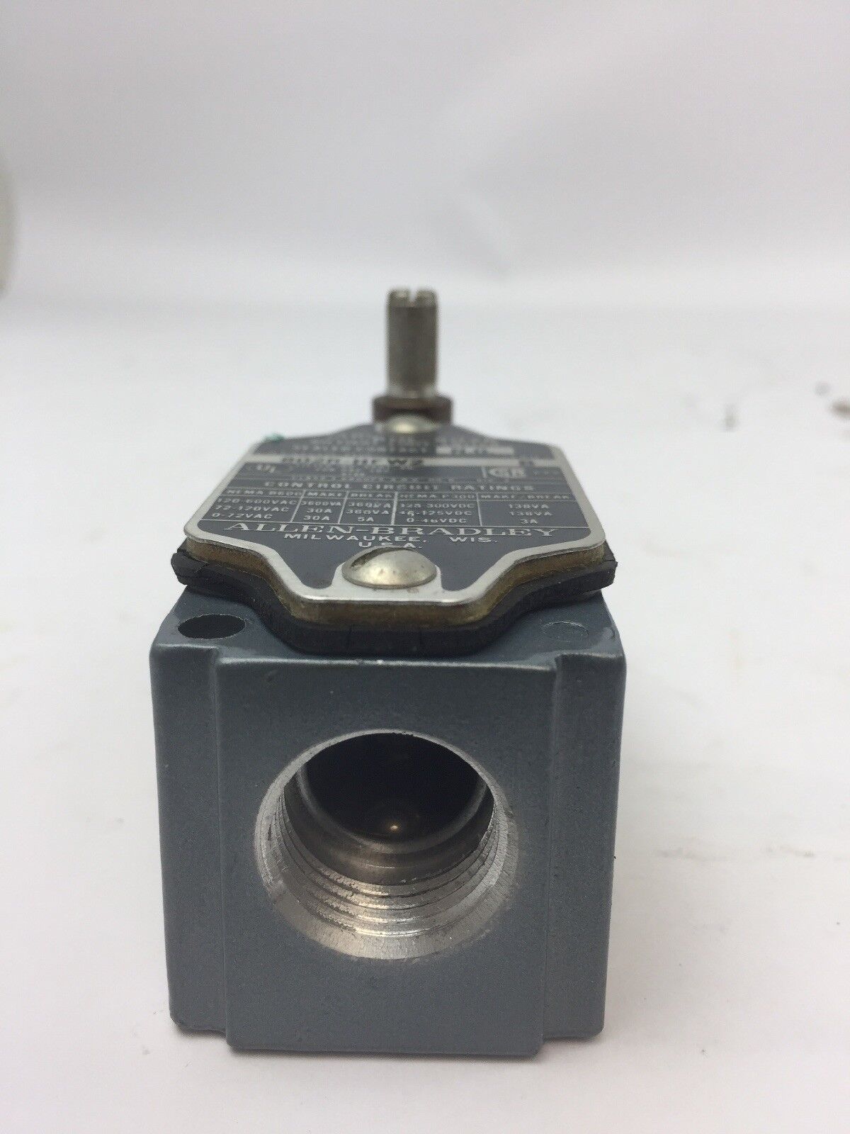 ALLEN BRADLEY 802R-HFW2 OILTIGHT LIMIT SWITCH SEALED CONTACT SERIES B