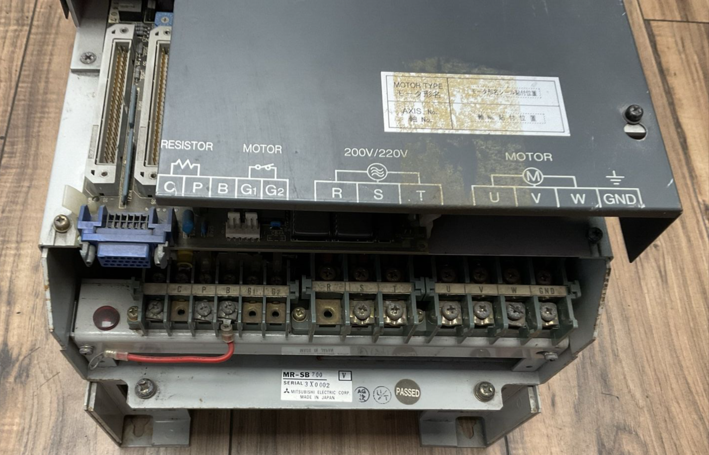 MITSUBISHI MR-SB700 AC SERVO DRIVE MELSERVO-SB 200VAC 37A TC300A002G51
