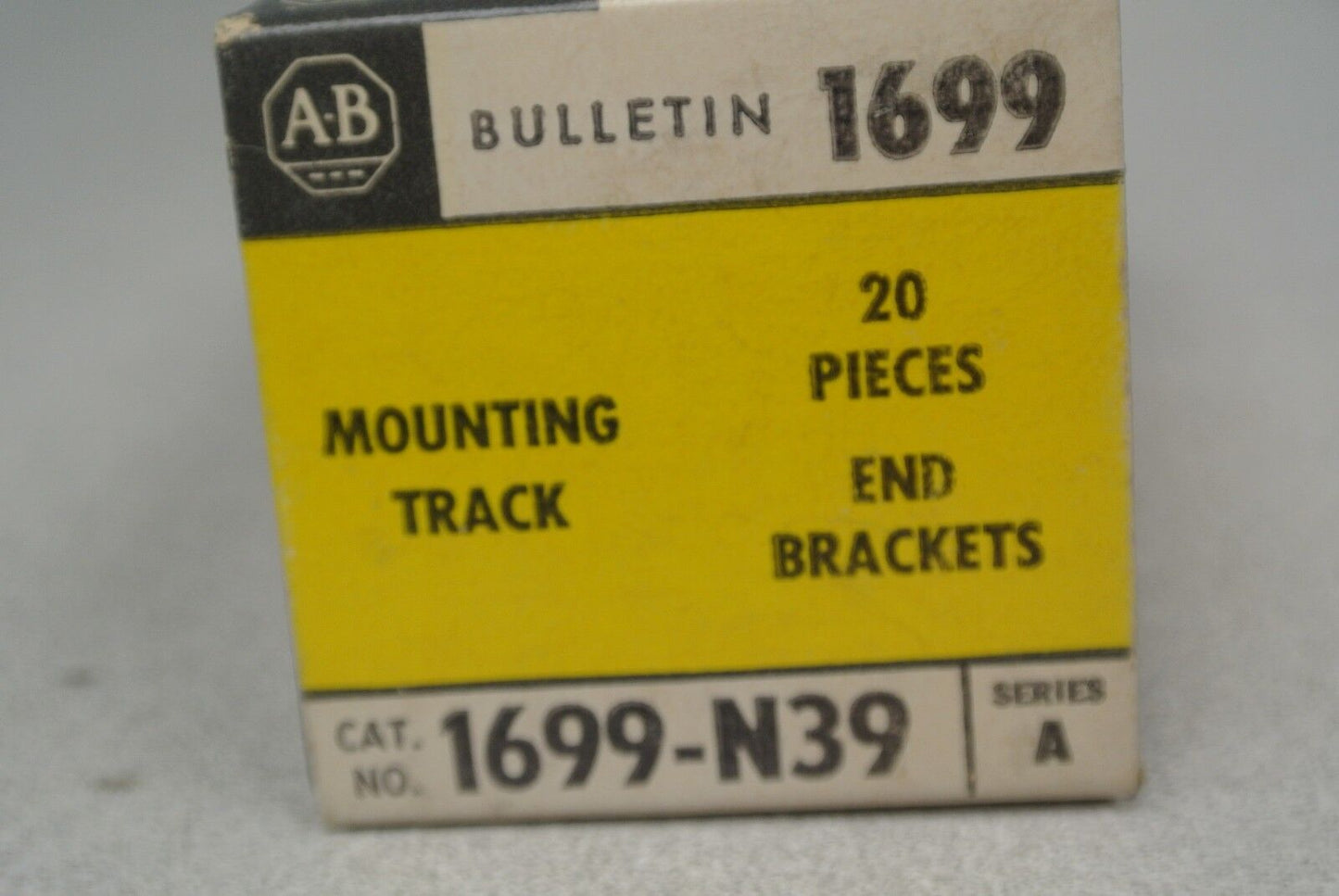 ALLEN-BRADLEY 1699-N39 MOUNTING TRACK / END BRACKETS / BOX of 20 / NEW SURPLUS