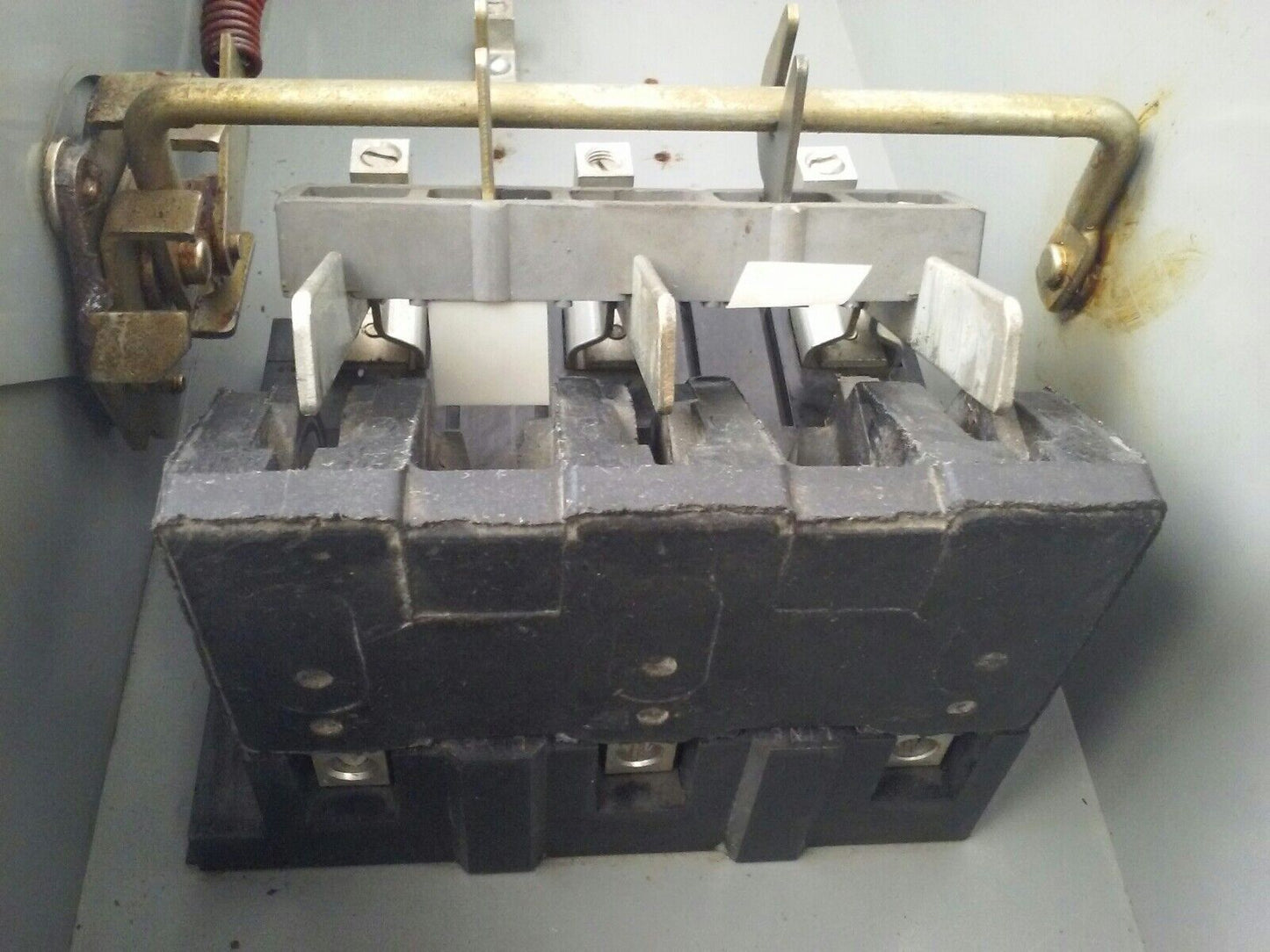 WESTINGHOUSE HFN323 NON FUSIBLE SAFETY SWITCH 100A 240V 3PH 30HP TYPE 1 INDOOR