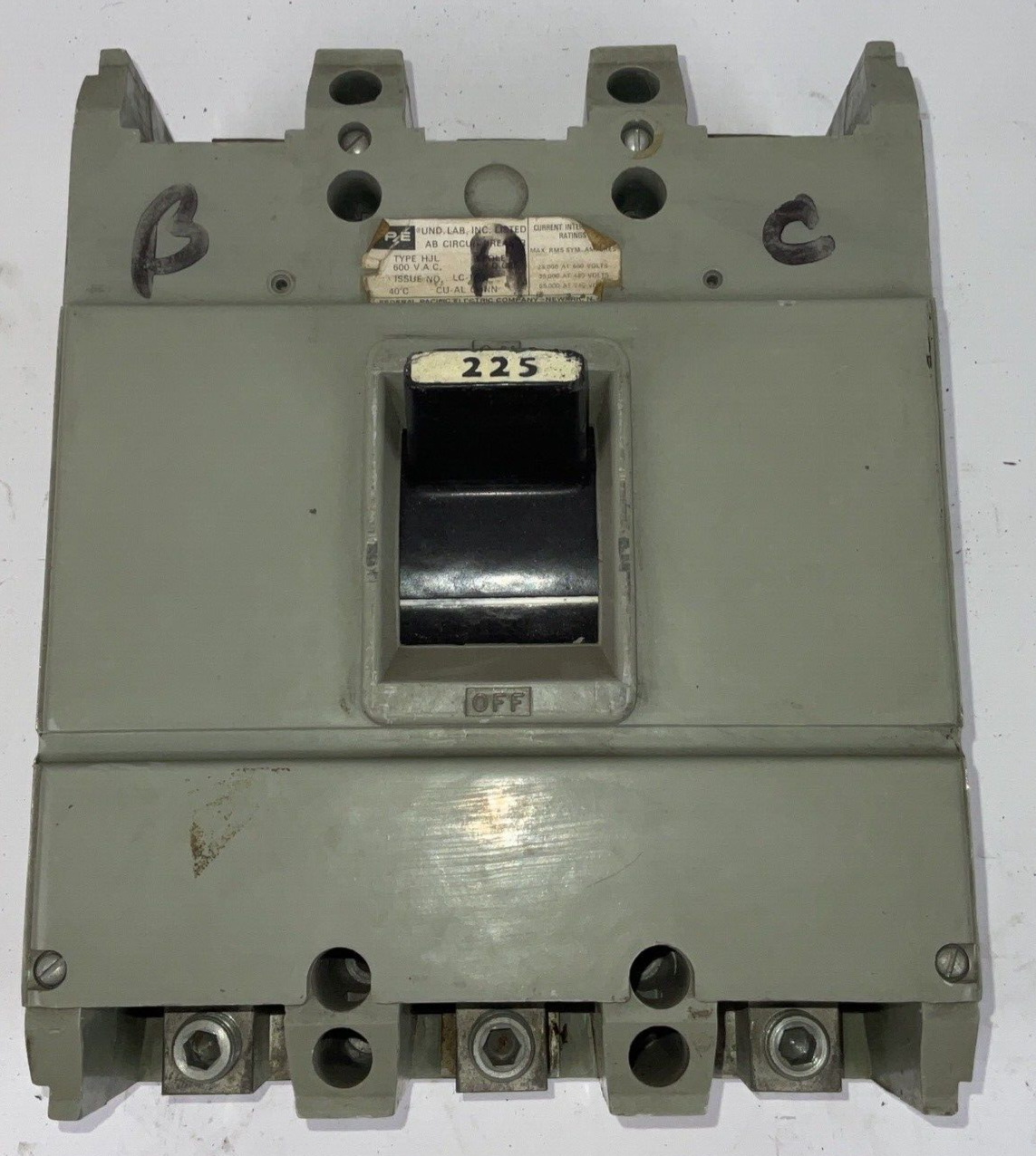 FEDERAL PACIFIC HJL 225A CIRCUIT BREAKER 600VAC