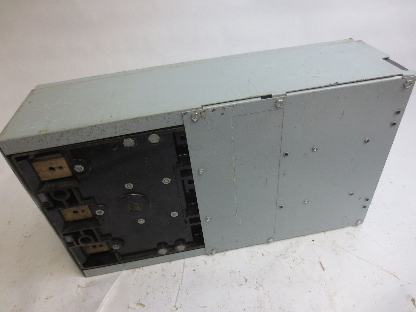 GENERAL ELECTRIC THFP324 FUSIBLE PANELBOARD SWITCH - 240VAC, 200A, 3-POLE