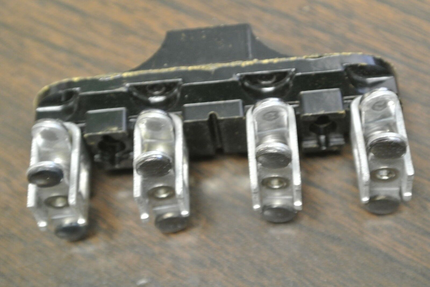ALLEN-BRADLEY X-217703 TYPE BX RELAY CROSS BAR ASSEMBLY / 4-POLE / NEW SURPLUS