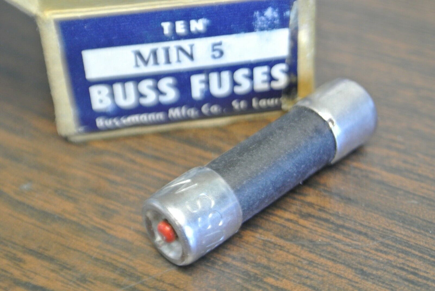 BOX of 10 / BUSS MIN5 INDICATING FUSE / 5A / 250V / NEW SURPLUS / MIN-5