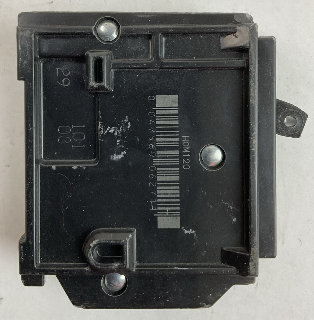 SQUARE D HOM120 CIRCUIT BREAKER 20AMP 1POLE 120/240VAC ( LOT OF 9 )