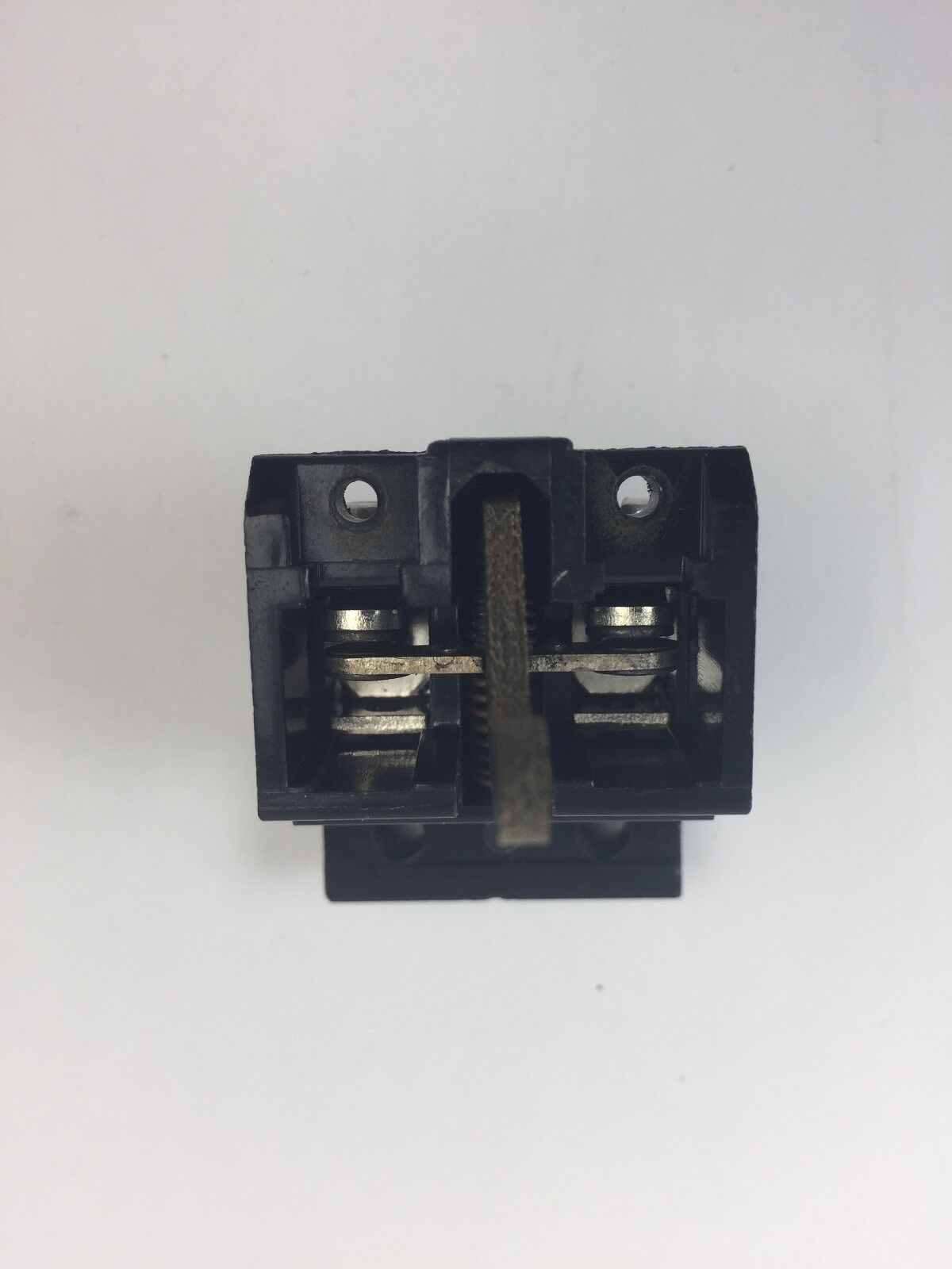 ALLEN BRADLEY 895-B2M AUXILIARY CONTACT 600VAC SIZE 2 & 3 STARTER AND 100 & 200