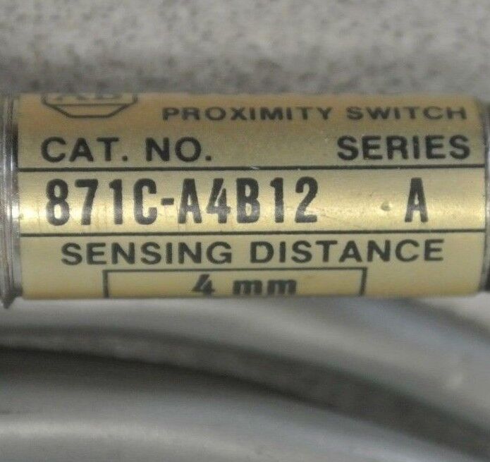 ALLEN-BRADLEY 871C-A4B12 CYLINDRICAL INDUCTIVE PROXIMITY SWITCH / 10-30VDC 12mm