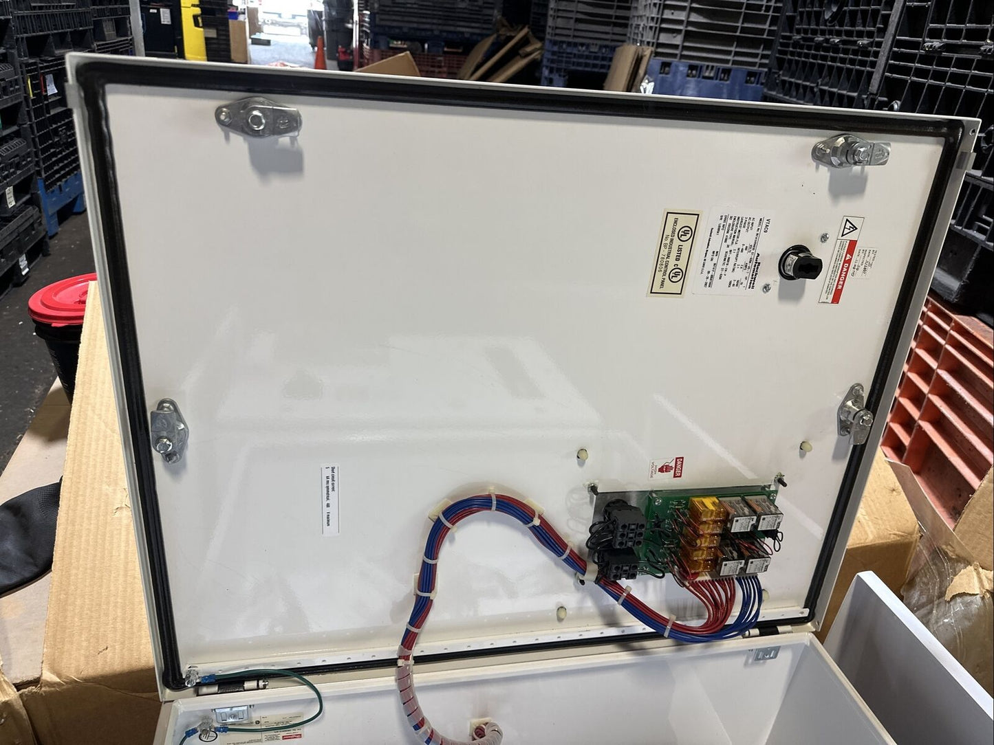 ROCKWELL AUTOMATION VTAC 9 HVAC DRIVE 9V141HRNB30 S7-639A-V9-1 460VAC 1HP 3PH