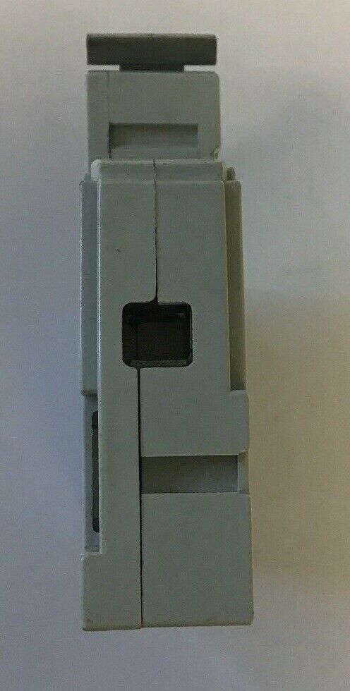 ALLEN BRADLEY 1492-CB1 G100 CIR.BREAKER 277VAC 65VDC 10A 2HP SER.C**(LOTOF6)**