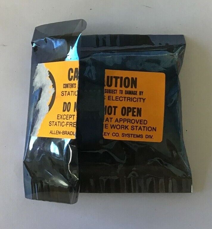 ALLEN BRADLEY 1770-XU MINI PLC 28 PIN MEMORY CHIP