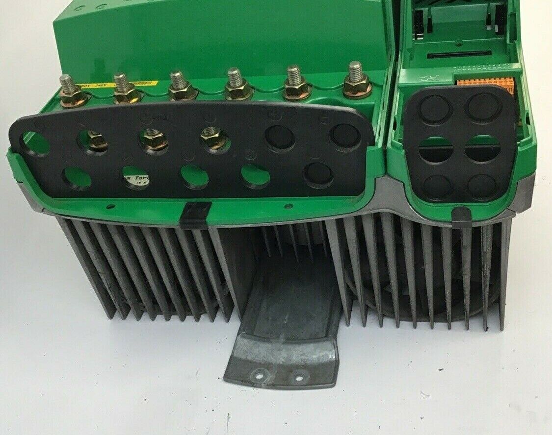 CONTROL TECHNIQUES UNI3203LV SPINDLE DRIVE 25HP 50/60HZ 3PH 240V 60A UNIDRIVE V3