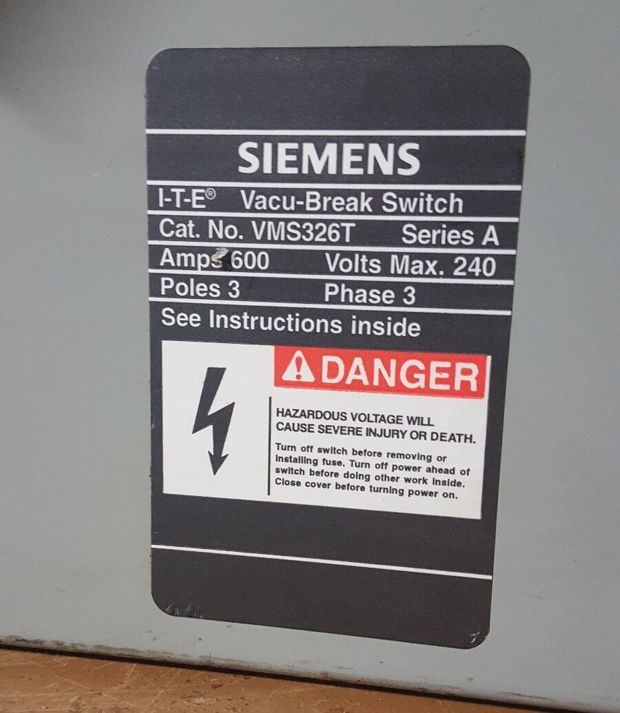 SIEMENS/ITE VMS326T 600 Amp 240 Volt 3 Phase Switch