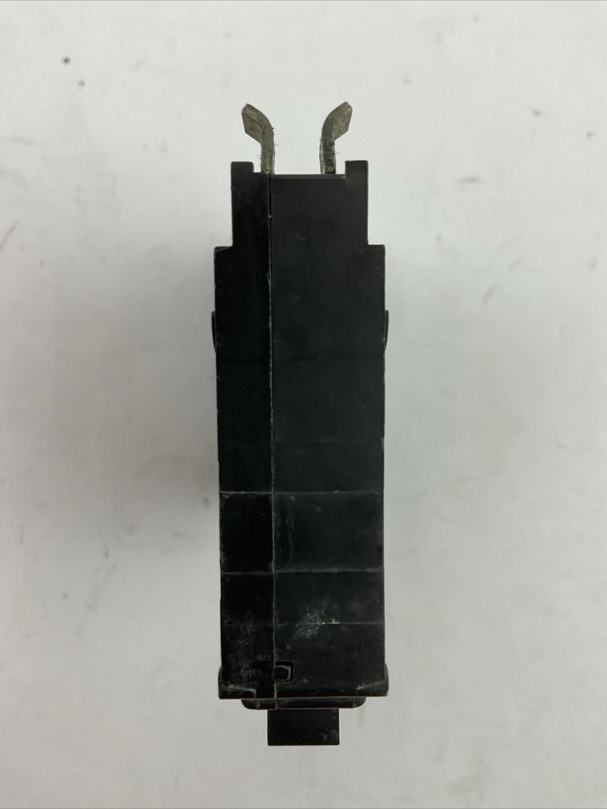 SQUARE D QO115GFI GROUND FAULT CIRCUIT BREAKER 1POLE 15AMP 120VAC