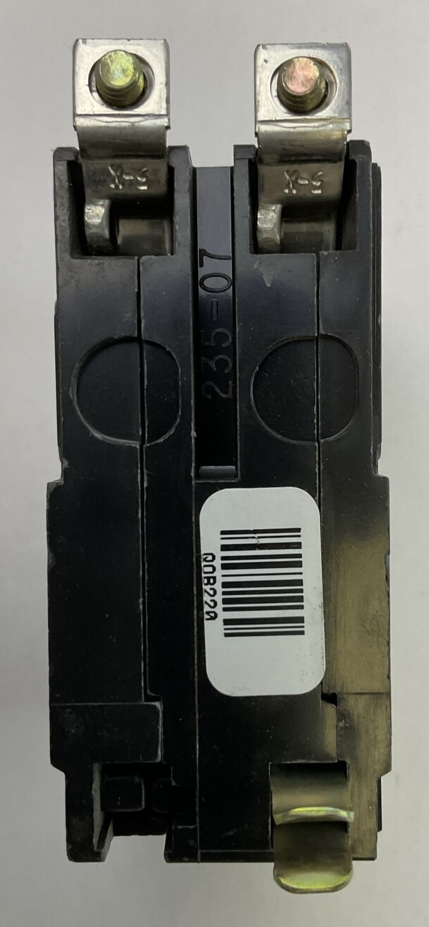 SQUARE D QOB220 20AMP 120/240VAC 2POLE