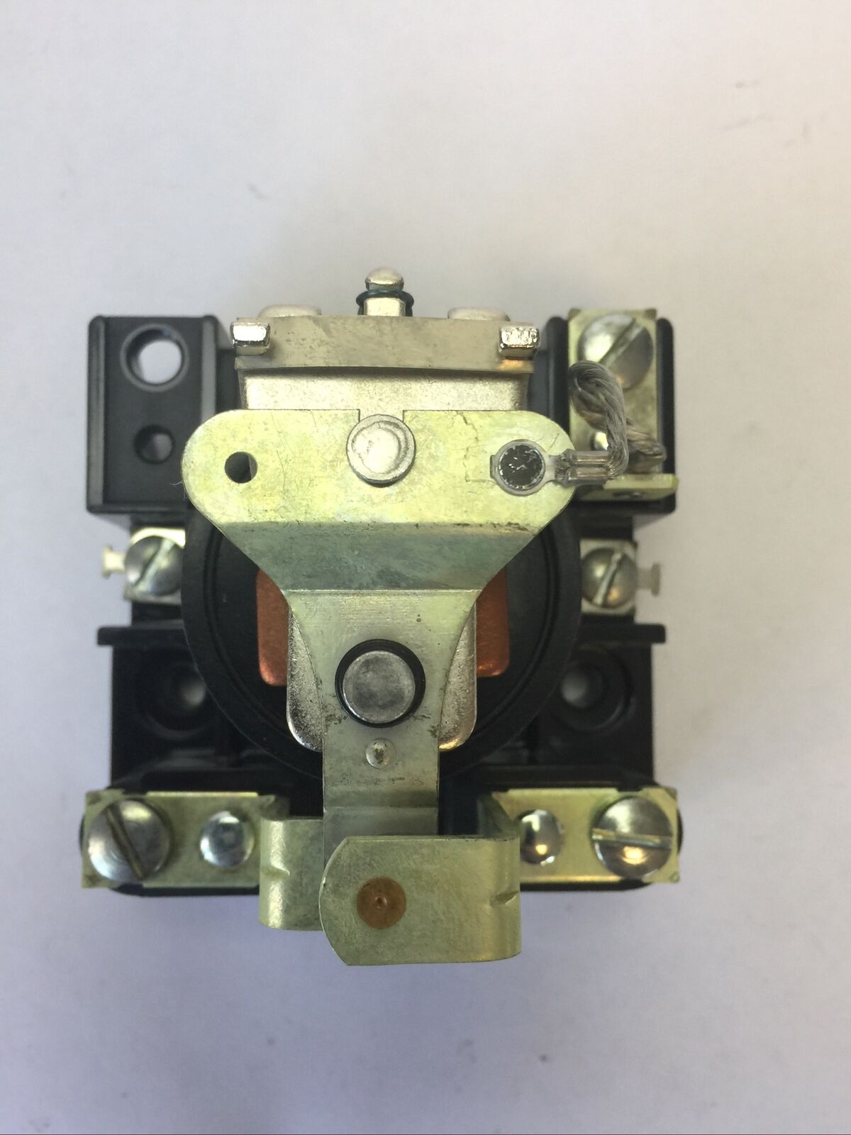 MAGNECRAFT W199AX-5 RELAY 5A 480V 50/60HZ 1-1/2HP 120-600V 50/60HZ COIL 240VAC