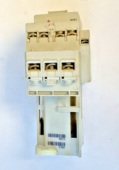 ALLEN BRADLEY 100-C30D*00C / 193-EA1GB STARTER W/ 100-S AUX CONTACT