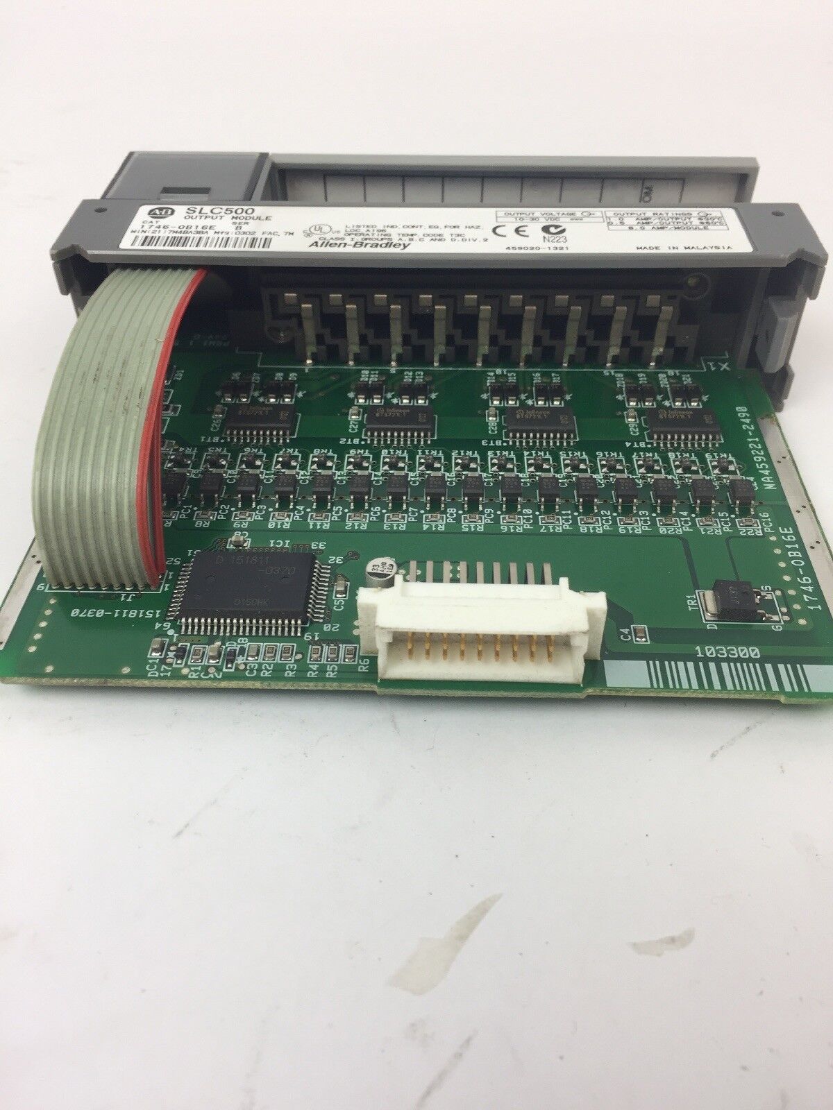 ALLEN BRADLEY 1746-0B16E OUTPUT MODULE SER B SLC500 10-30 VDC