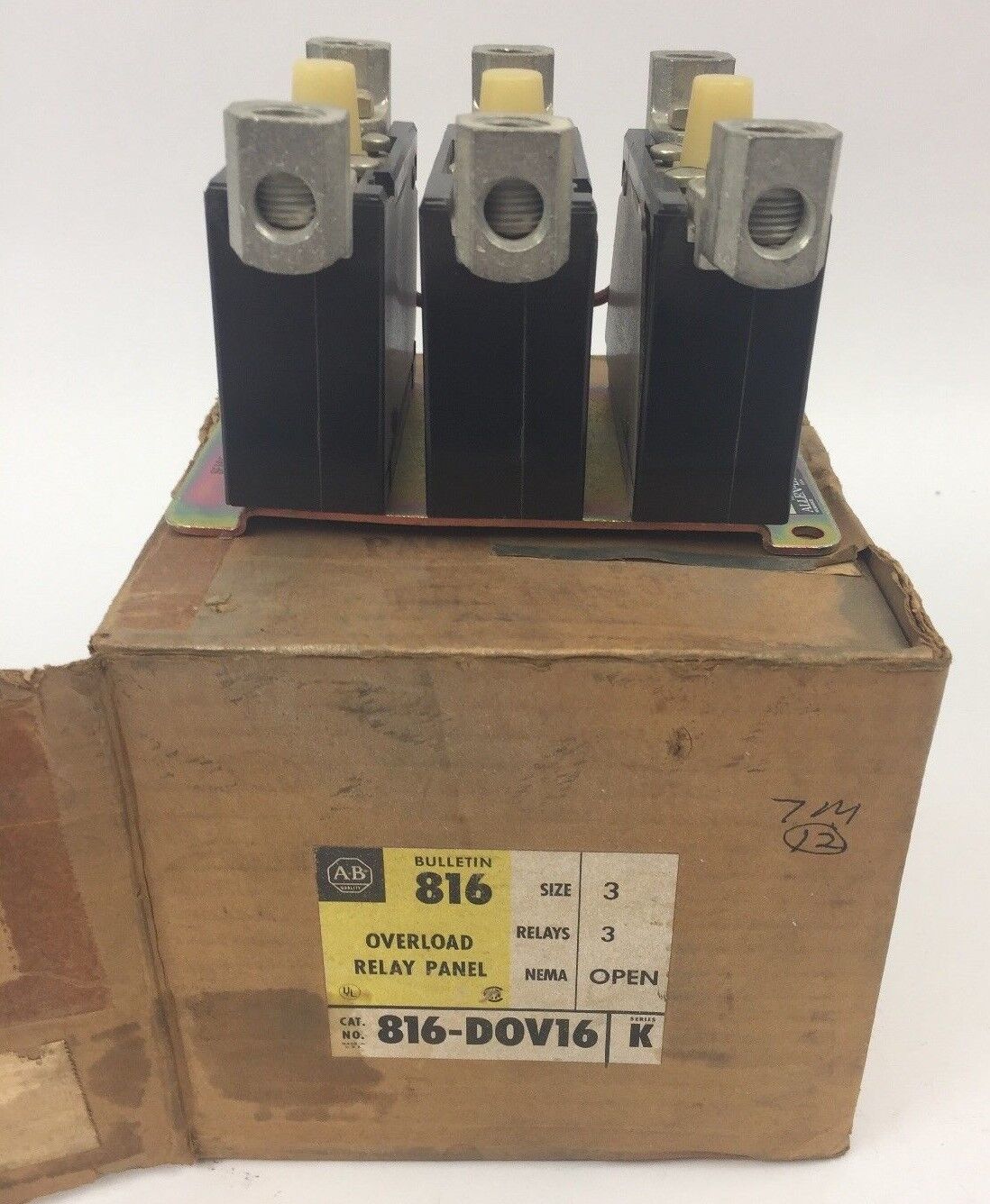 ALLEN BRADLEY 816-DOV16 OVERLOAD RELAY PANEL SIZE 3 RELAYS 3 NEMA OPEN SERIES K