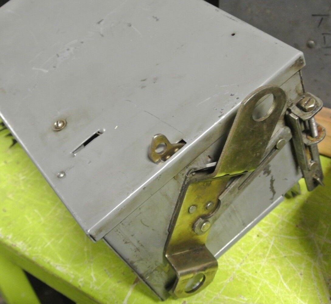 SQUARE D PQ36030G I-LINE BUSWAY UNIT / BUS PLUG - 600V, 30A
