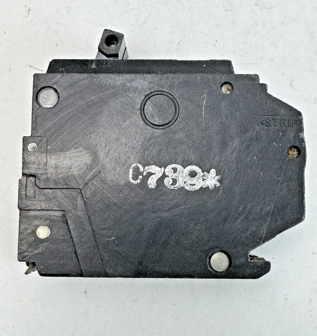 GE *LOT OF 2* - THQP250 - COMMON TRIP CIRCUIT BREAKERS - 2 POLE, 50 A, 240 VAC