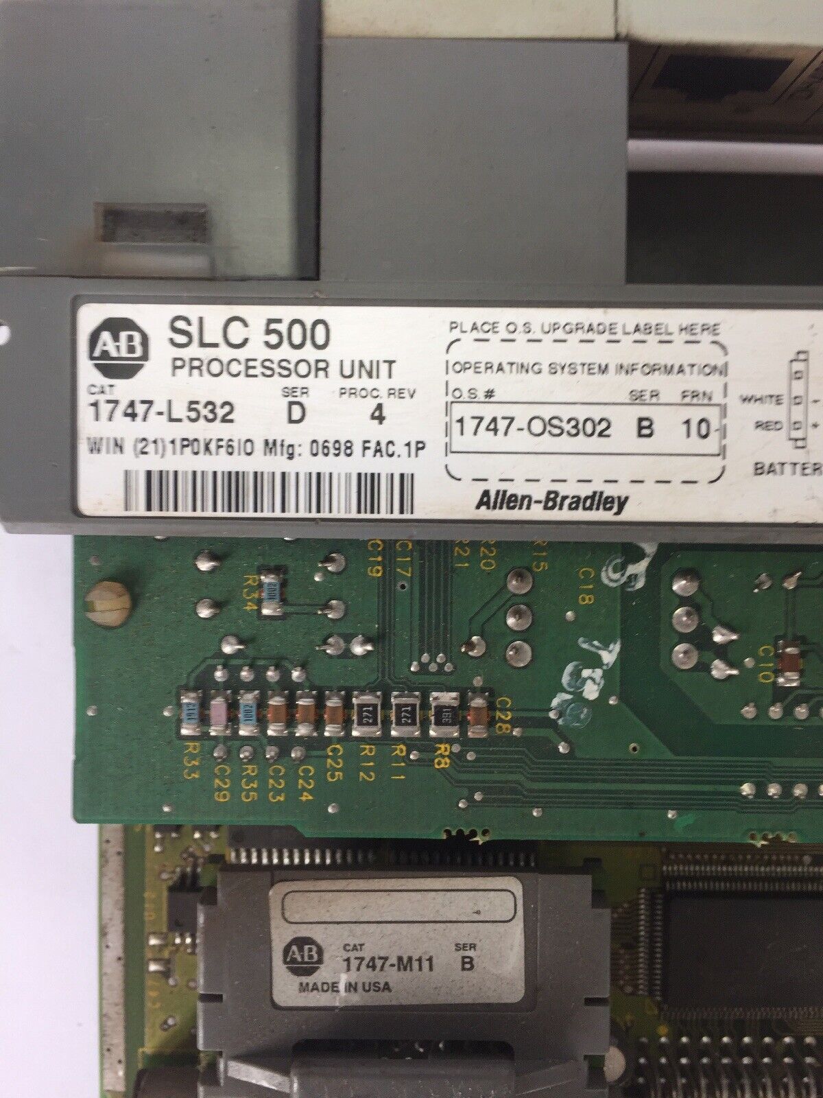 ALLEN BRADLEY 1747-L532 PROCESSOR UNIT 24VDC SER D PROC. REV 4 1747-M11 SER B