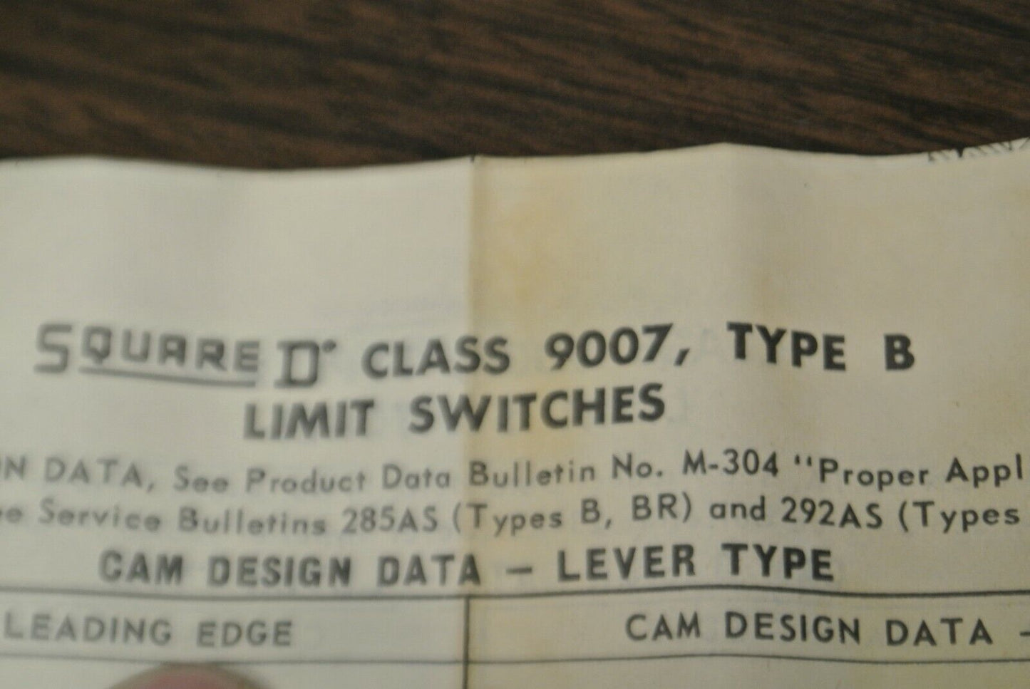 SQUARE D B53A2 HEAVY DUTY LIMIT SWITCH / 0-600V / 10A / NEW SURPLUS