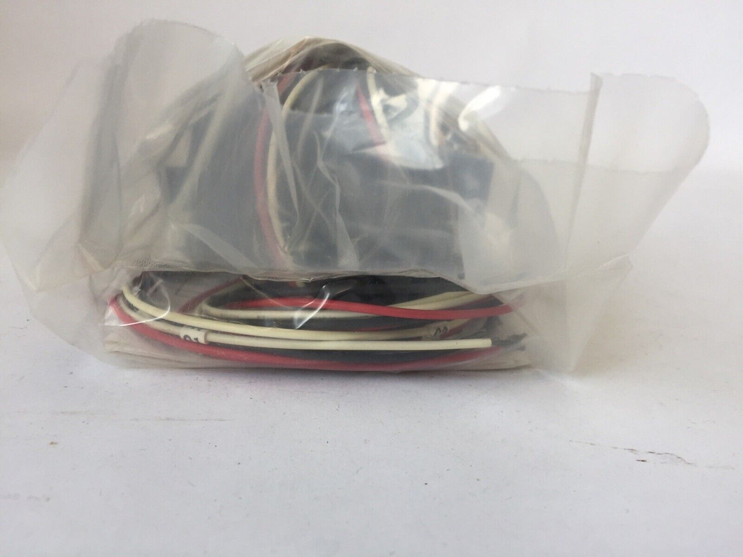 SIEMENS A02JLD64 AUXILARY SWITCH FOR USE WITH JD/LD/LMD FRAMES