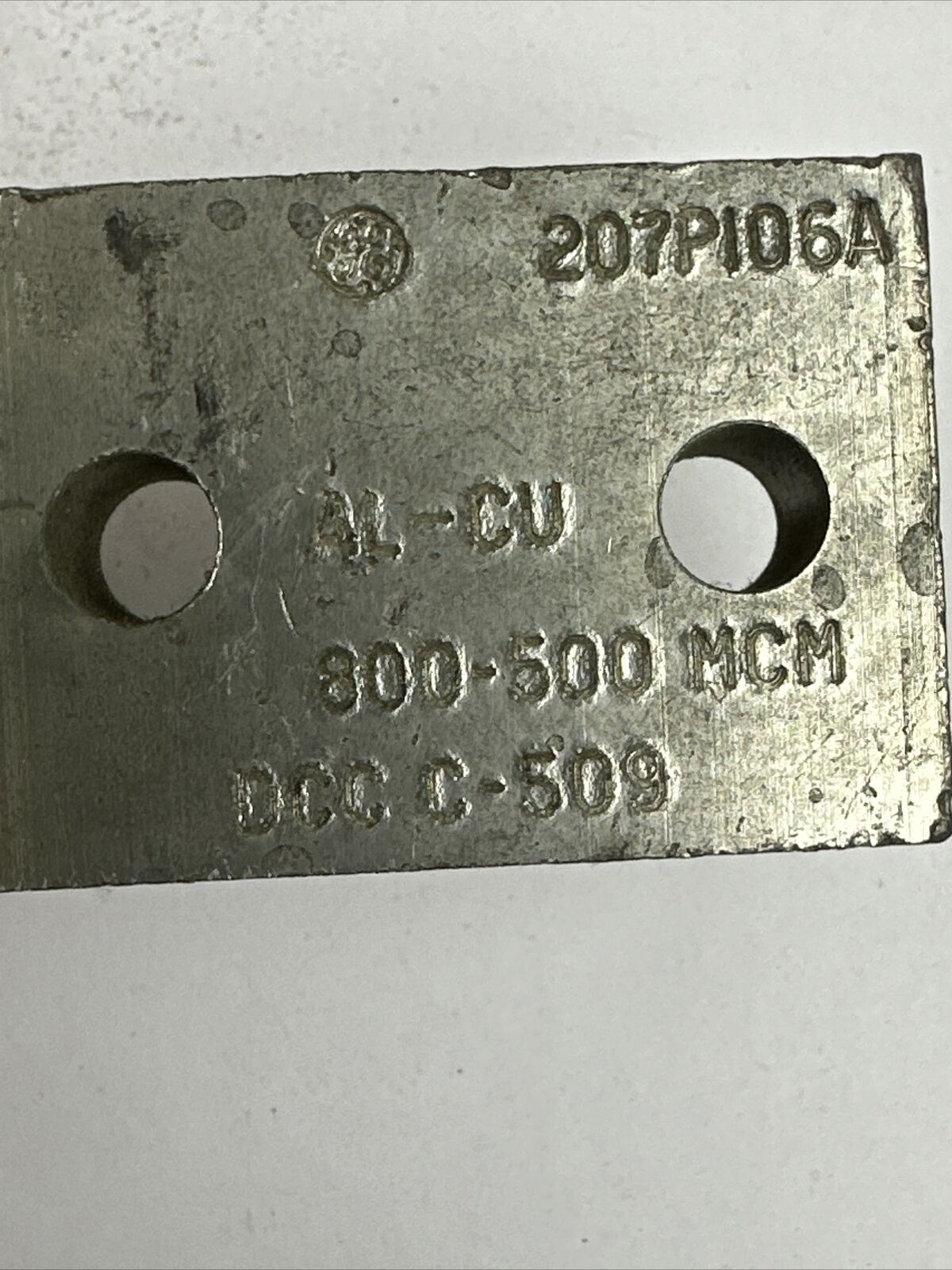 GE 207P106A TERMINAL LUG AL-CU 800-500 MCM DCC C-509