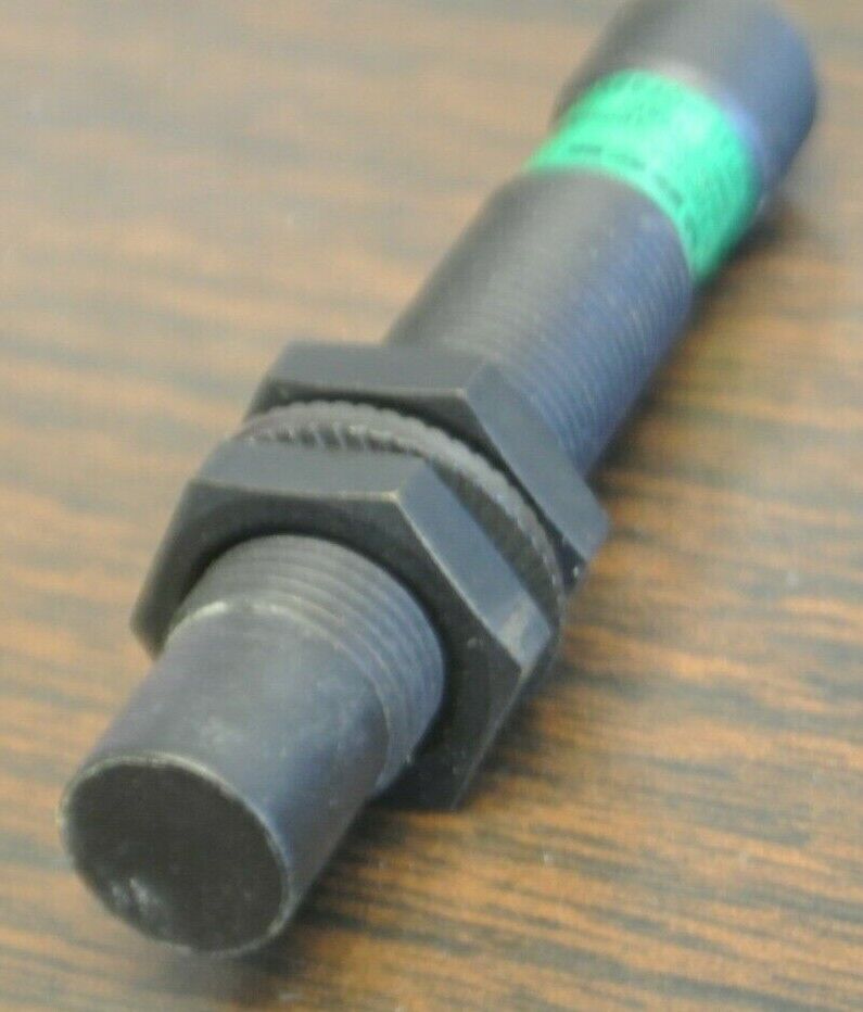 TURCK NI4-GT12-ADZ32X-B3131/S34 PROXIMITY SENSOR / 20-250VAC / 100mA / 10-300VDC
