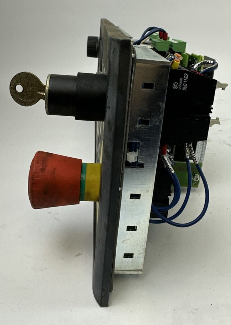SIEMENS 6FC5303-1AF12-8BD0 PUSH BUTTON PANEL 24VDC 35W