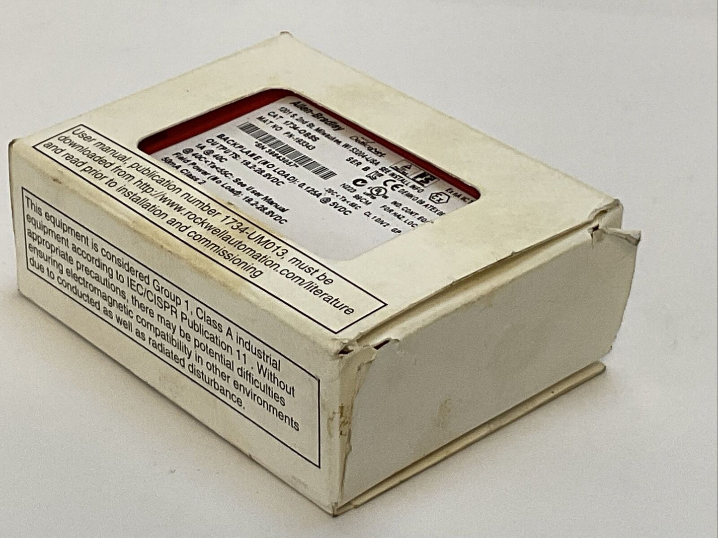 ALLEN BRADLEY 1734-OB8S SER B SAFETY OUTPUT MODULE OUTPUT 19.2-28.8VDC 1A @ 40C
