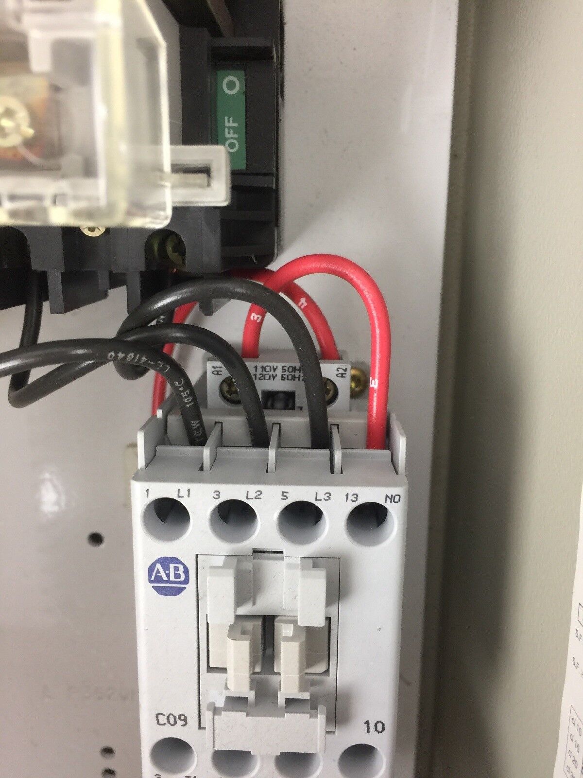ALLEN BRADLEY 112-C09ABDA1E COMBINATION MOTOR CONTROLLER W/DISCONNECT SWITCH