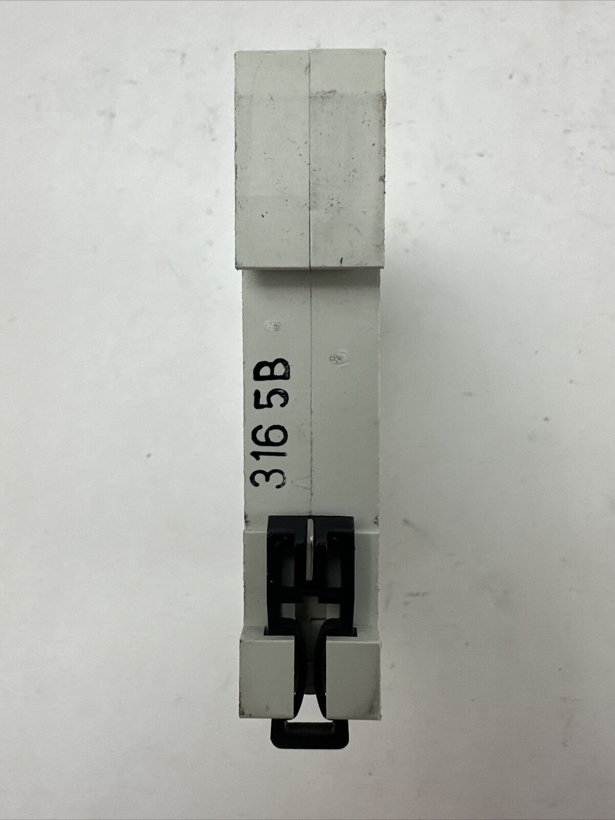 EATON FAZ-B5/1-SP CIRCUIT BREAKER 5A 230/400VAC 240/415VAC 1POLE