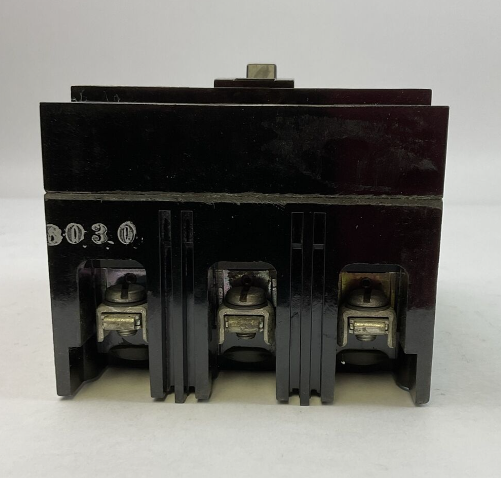 GE TED136030 CIRCUIT BREAKER 3POLE 30AMP 600VAC