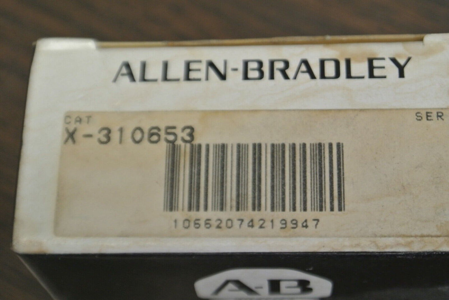 ALLEN-BRADLEY X-310653 FRONT COVER ASSEMBLY for BUL. 700 AC RELAY / NEW SURPLUS
