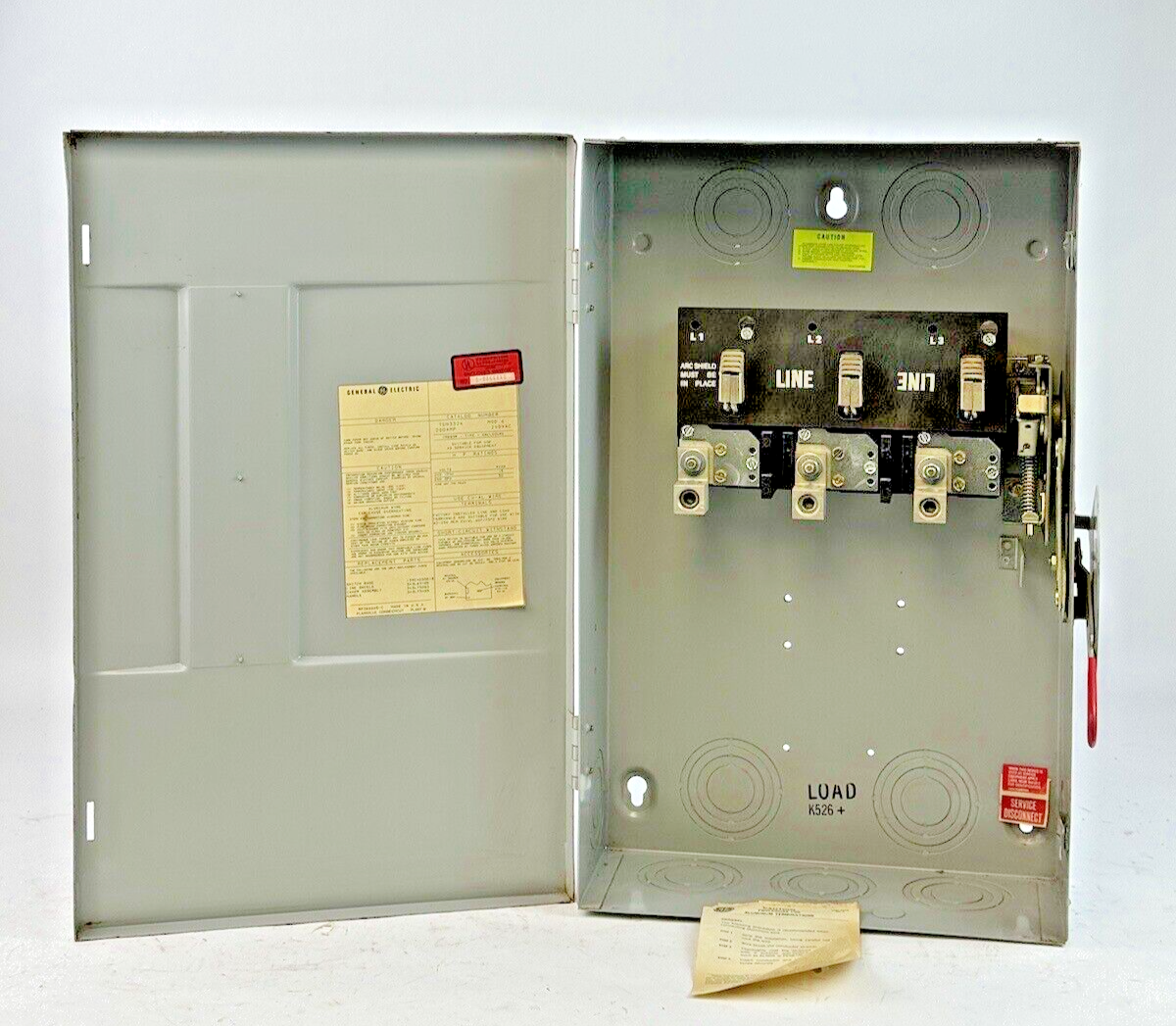 GE - TGN3324 MODEL 6 - SAFETY SWITCH NON-FUSIBLE - 200A/ 240VAC/ 3 POLE/ TYPE 1