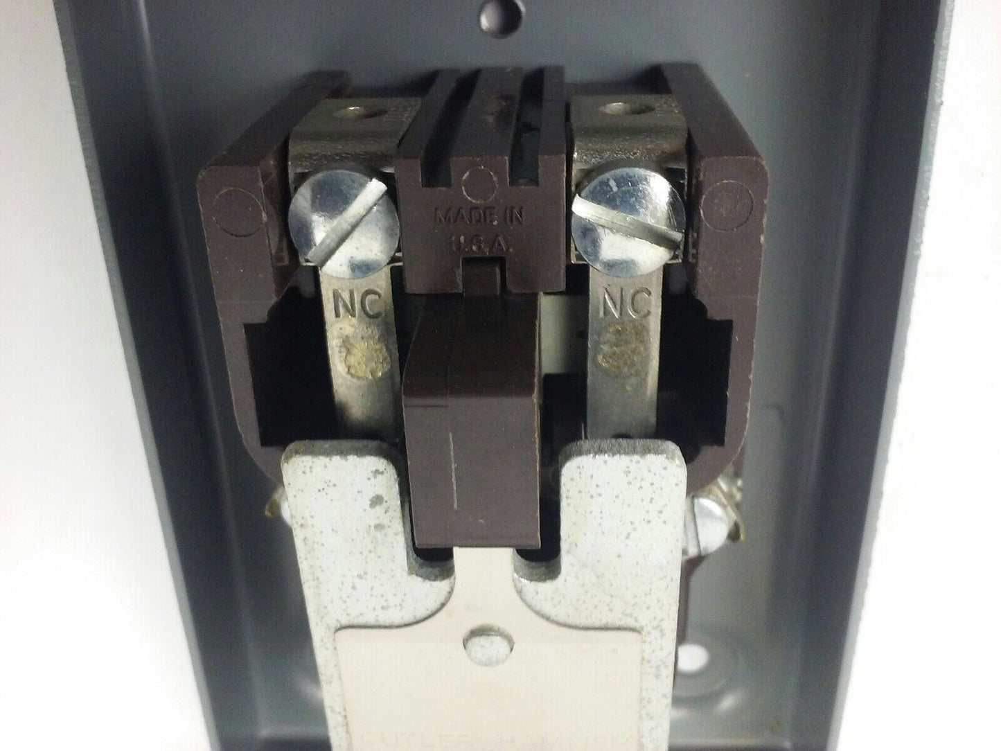 CUTLER HAMMER, 9575H2451, 9575H2442A, AC MAGNETIC RELAY, 16A, 600V, 1 H.P., NEW