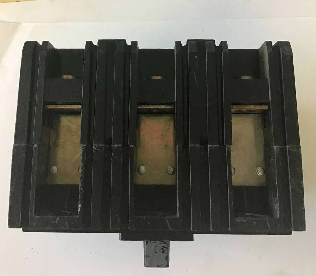 SQUARE D FHL 36030-V CIRCUIT BREAKER 600VAC 30AMP