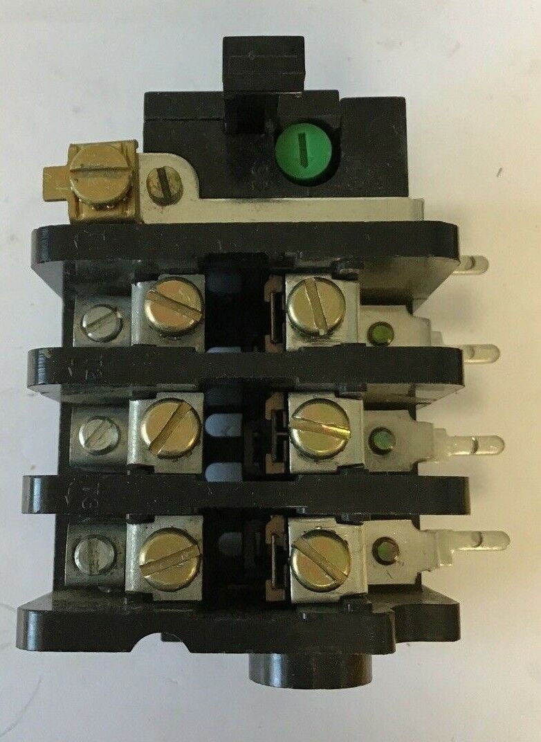 GENERAL ELECTRIC CR224C320F BLOCK STYLE RLEAY