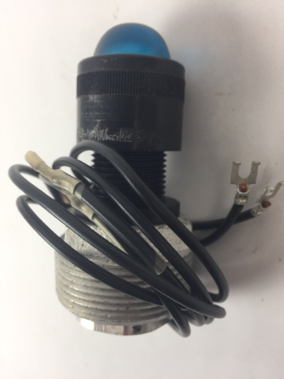 ALLEN BRADLEY 1481-N56A120G PILOT LIGHT