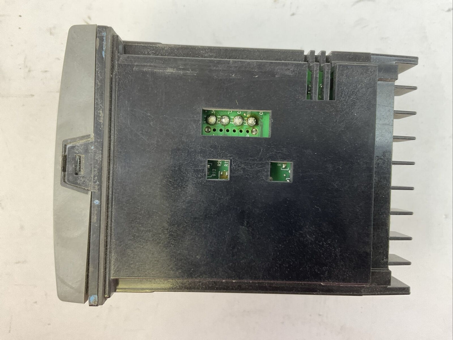 HONEYWELL DC2500-CE-3A00-200-00000-00-0 UNIVERSAL DIGITAL CONTROLLER 90-250VAC