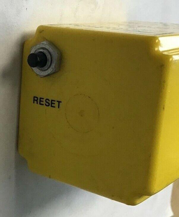 TIME MARK 3 PHASE POWER MONITOR A258B 15AMPS 150VAC