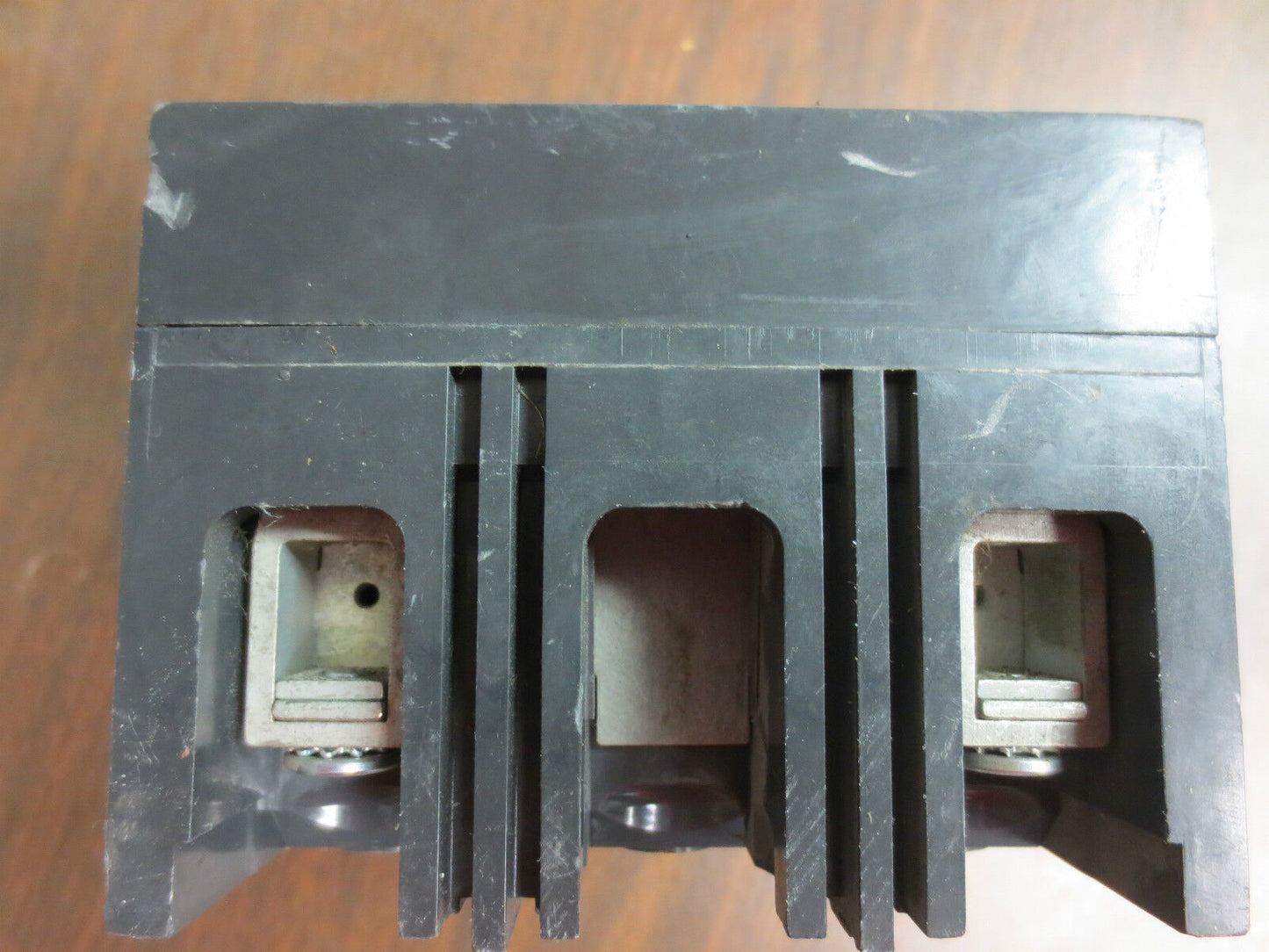 GE THED124015 HI-BREAK CIRCUIT BREAKER 15A 2-POLE 480VAC 250VDC