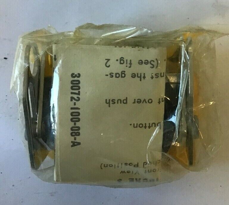SQUARE D 9001 K5 PADLOCK ATTACHMENT WITH P.B. LATCHING